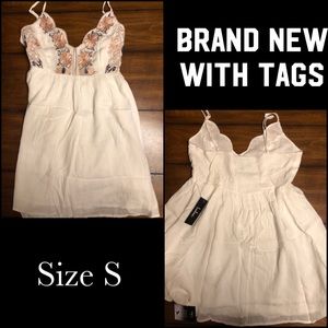 Daisy Petal Pickin’ Ivory Embroidered Dress